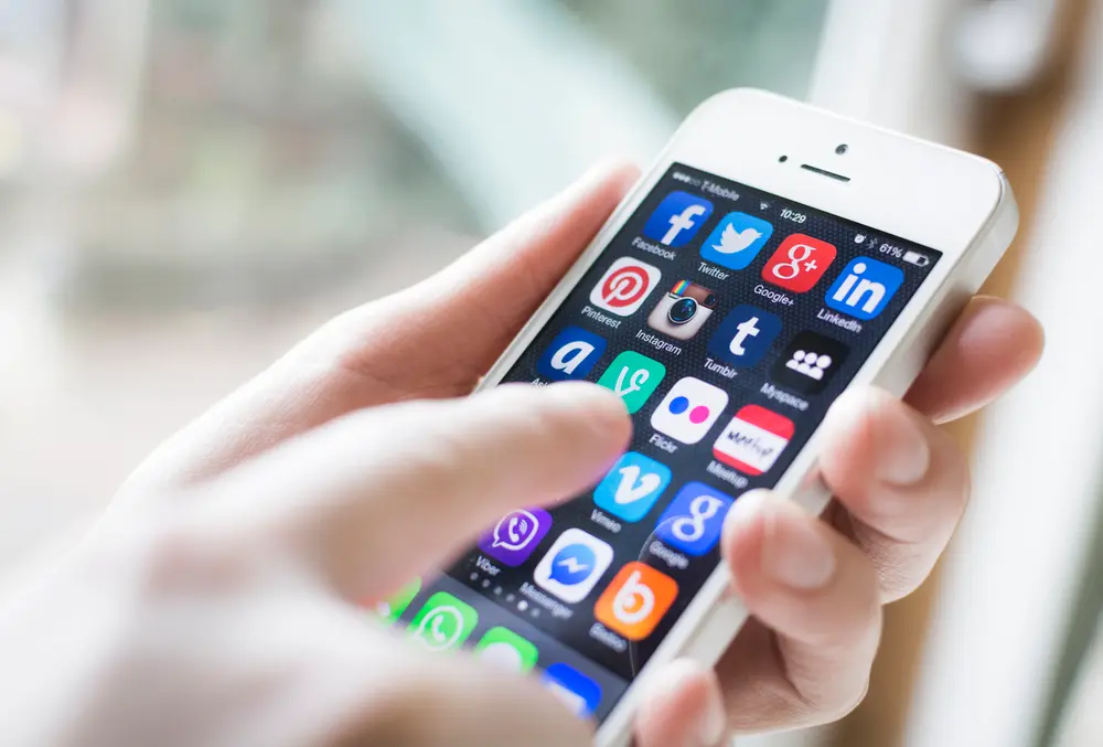 Phone application staying safe online scams